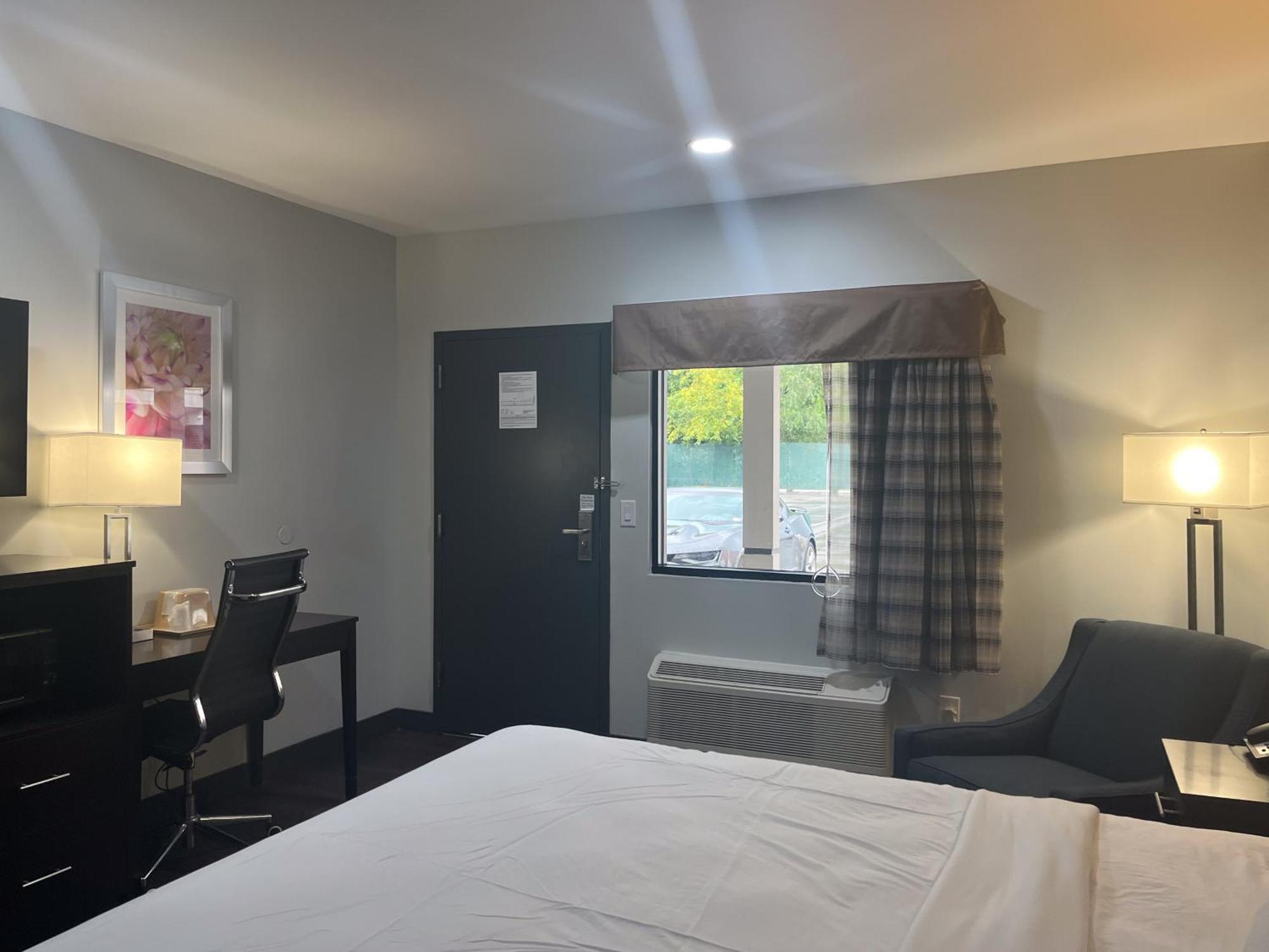 Motel 6 Norfolk, Va East Little Creek Экстерьер фото