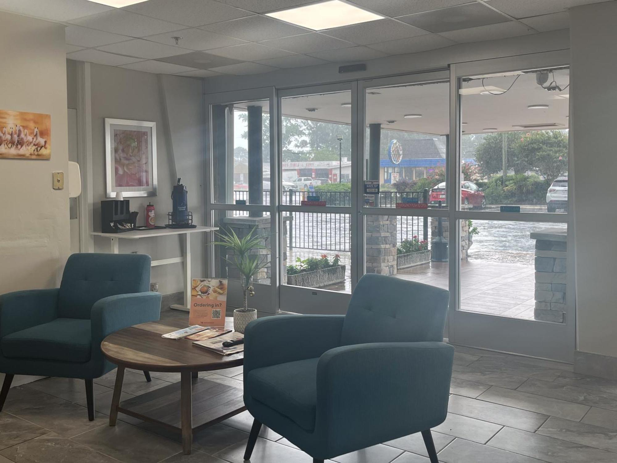 Motel 6 Norfolk, Va East Little Creek Экстерьер фото